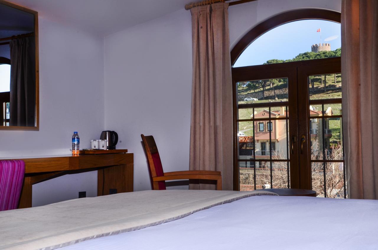 Bacacan Otel Ayvalik Exterior photo